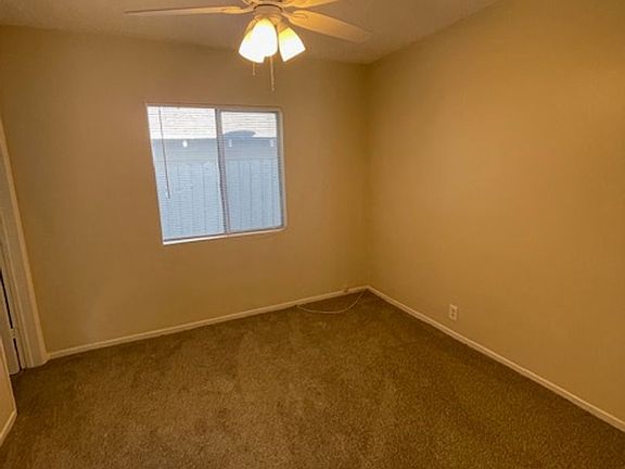 3rd image of 968 N Loma Vista Dr