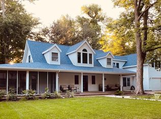 16354 2nd St, Union Pier, MI 49129