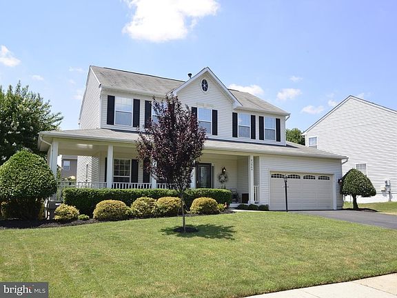 2nd image of 42949 Heatherton Ct