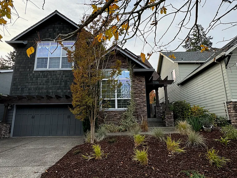 7335 SW 154th Ter — Photo 3