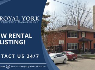 2134 Harris Cres #1, Burlington, ON L7R 1G4