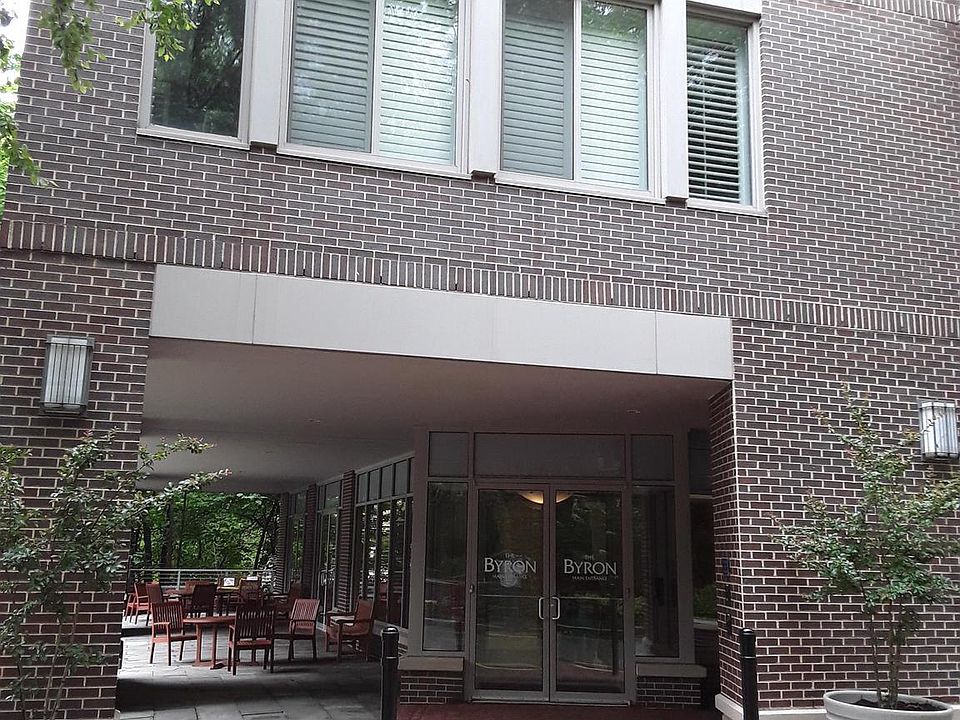 1st image of 513 W Broad St APT 513
