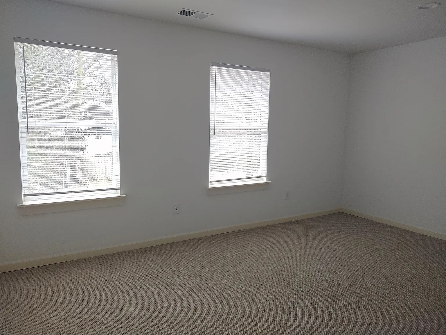 4012 Delaware Avenue — Photo 3