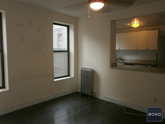4th image of 880 St Nicholas Ave APT 22