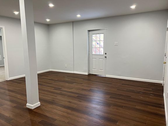 5th image of 1120 Knollwood Dr #1
