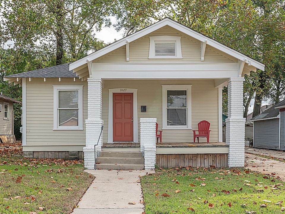 1st image of 1027 Eustis St