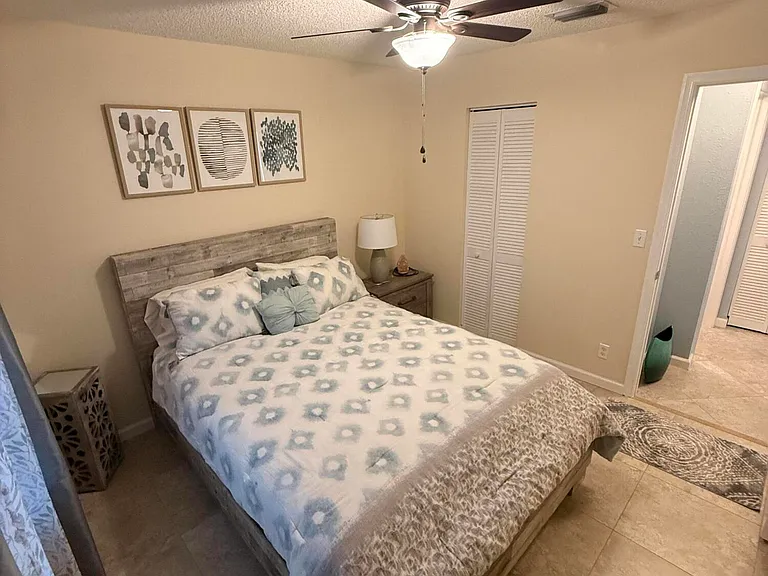 5584 Priscilla Ln — Photo 31