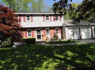 139 Dumbarton Dr, Delmar, NY 12054