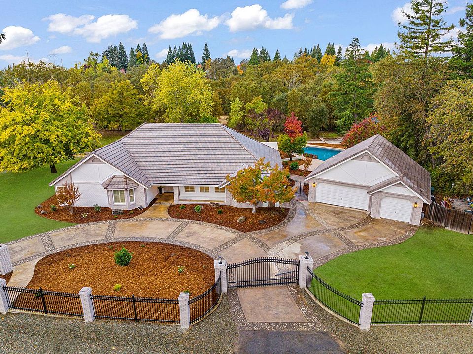 1st image of 8645 Country Creek Dr