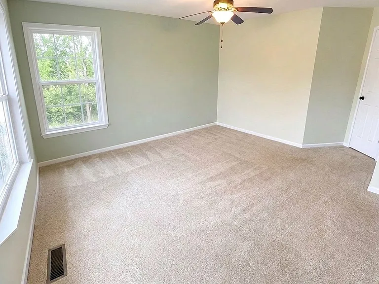 3148 Concord Ln — Photo 24