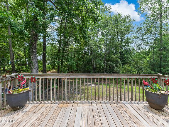 3rd image of 6224 Twin Oaks Drive NW