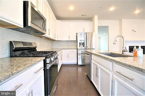 3974 Norton Pl #50 Photo 1