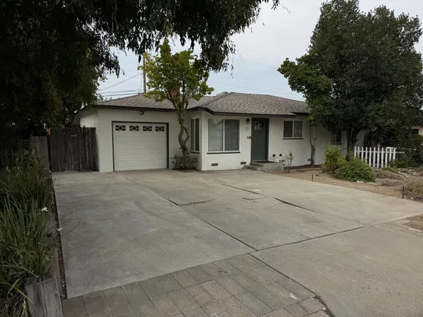 434 Twain Ave, Clovis, CA 93612