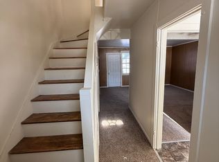 6 Riley Mnr, Junction City, KS 66441