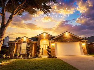 2008 Sandy Bank Ln, Pearland, TX 77581