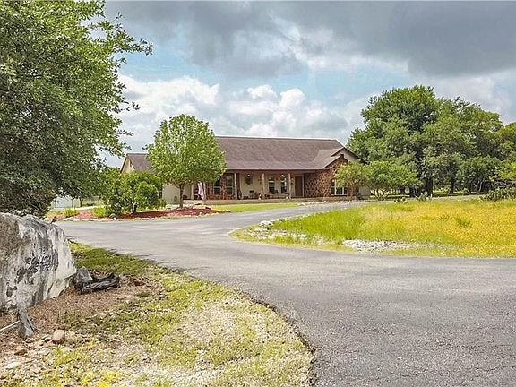 5th image of 3130 Rolling Oaks Dr