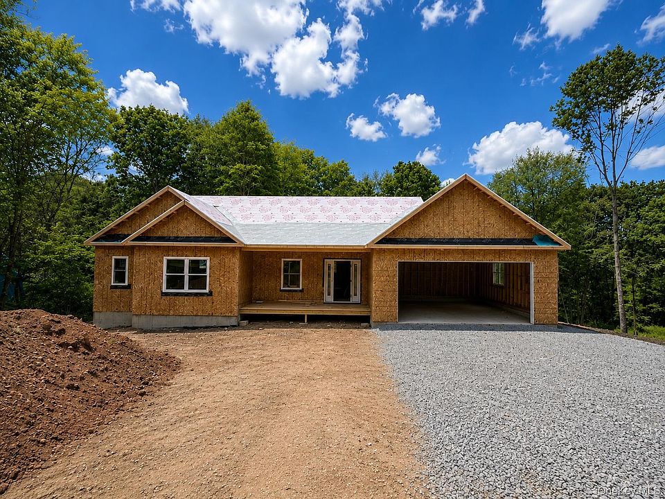 1st image of 217 Tuckers Corners Road