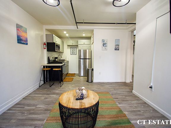 4th image of 985 Herkimer St #2