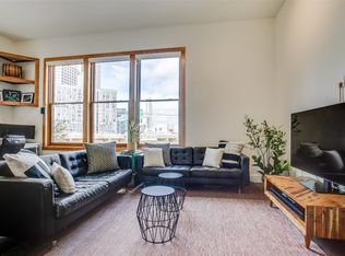 2502 Live Oak St APT 205, Dallas, TX 75204