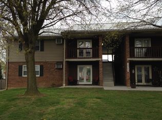 14765 Sherwood Dr APT 12, Greencastle, PA 17225