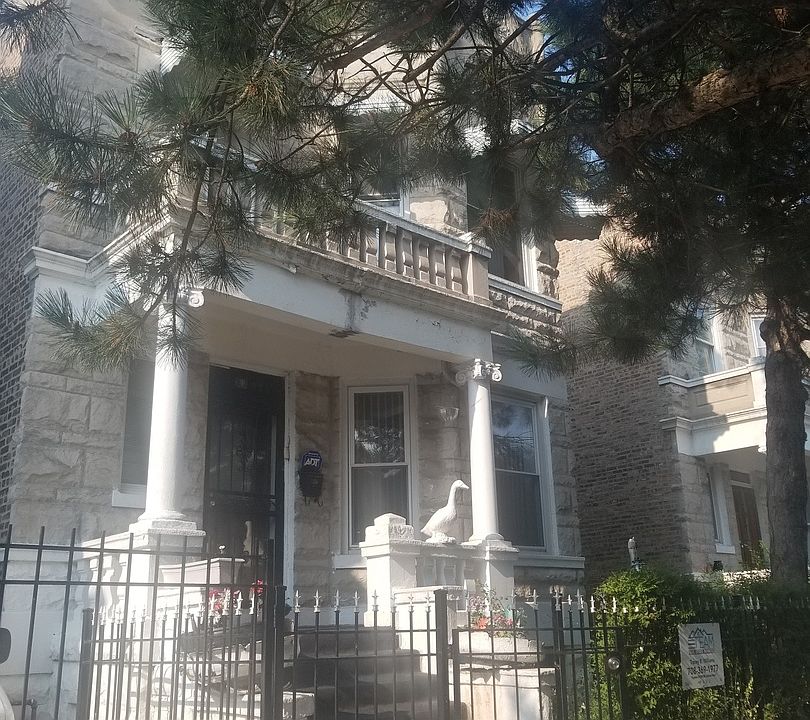 2nd image of 3332 W Lexington St