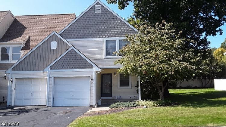 1st image of 47 Heritage Ln #47