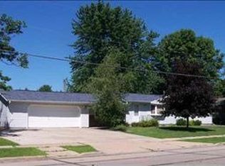 1500 N Hinman Ave, Marshfield, WI 54449