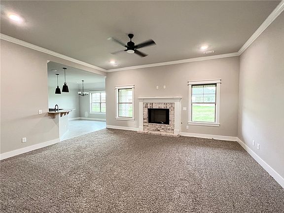 2nd image of 969 Madden St