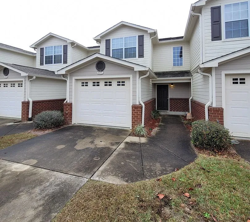 803 Majestic Dr