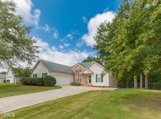 201 Clearwater Dr, Monroe, GA 30655