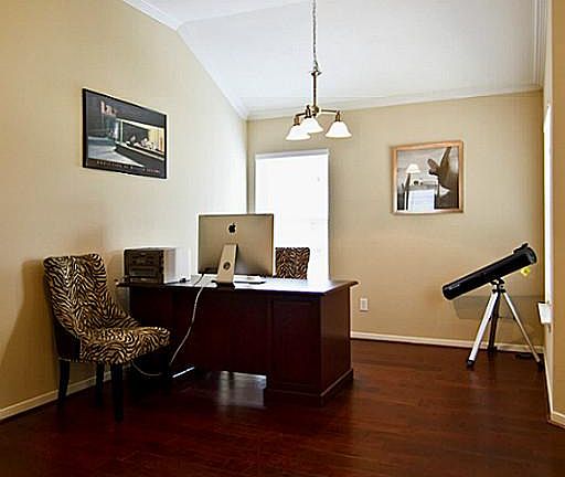 Bonus area at Entry! Dining Room or Study