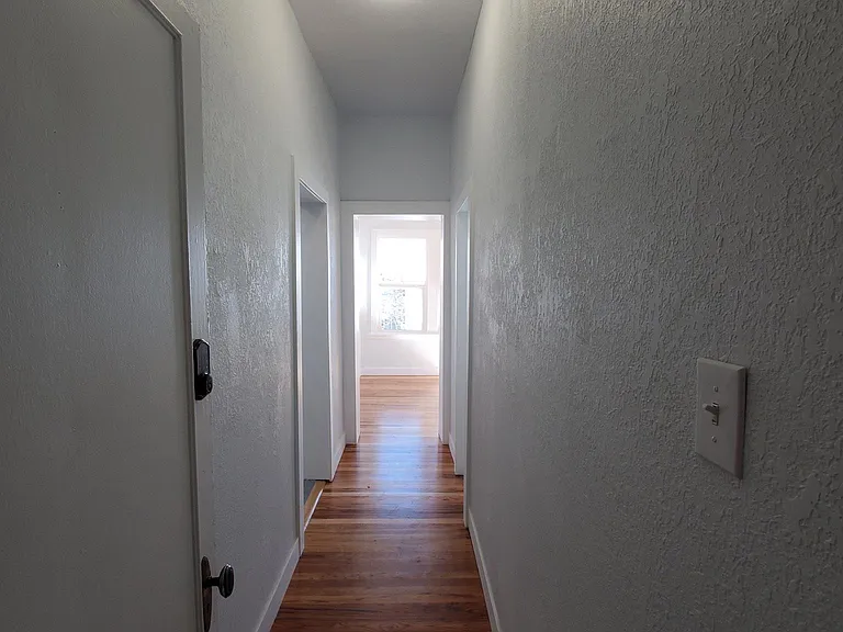 1259 N Clarkson St #3 — Photo 8