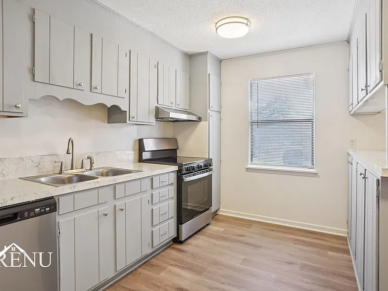 Briarcliffe Apartments — Photo 23
