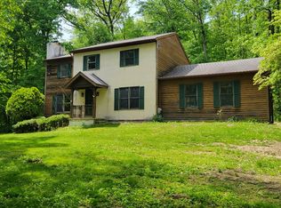 585 Friendship Dr, Honey Brook, PA 19344