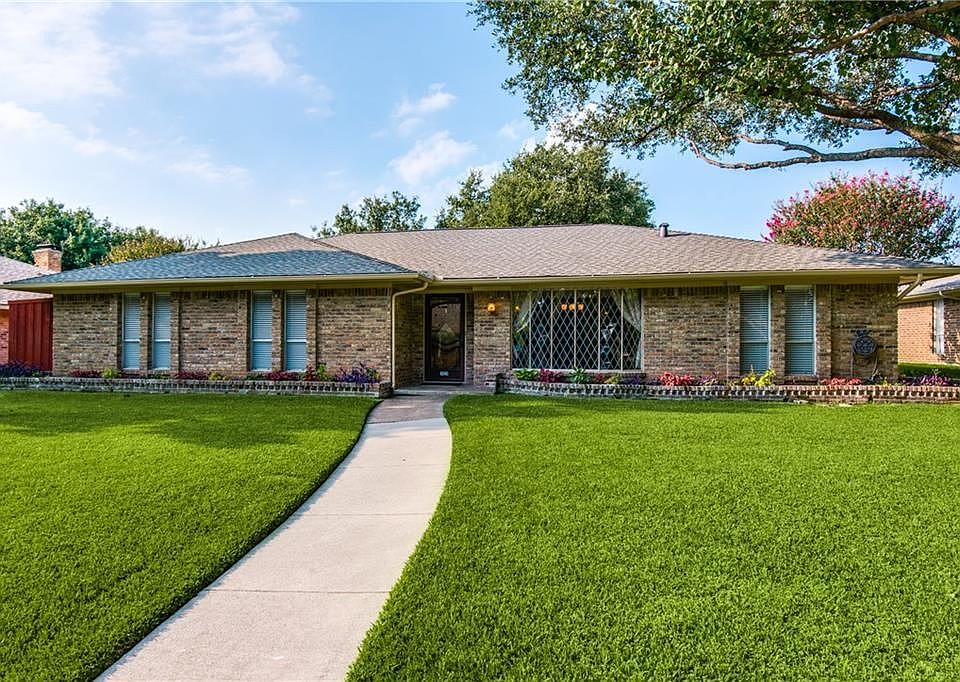 1st image of 3028 Stanford Dr