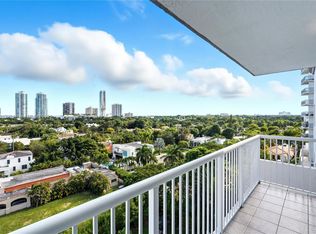 280 SW 20th Rd APT 902, Miami, FL 33129