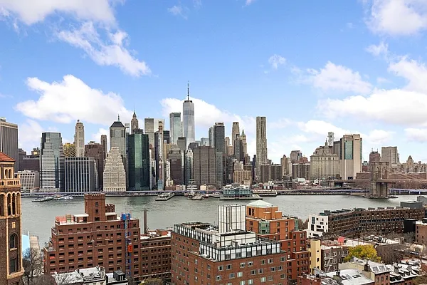 Sold by Compass | media 3