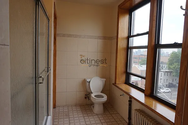 Rented by Citi Nest Group LLC | media 37