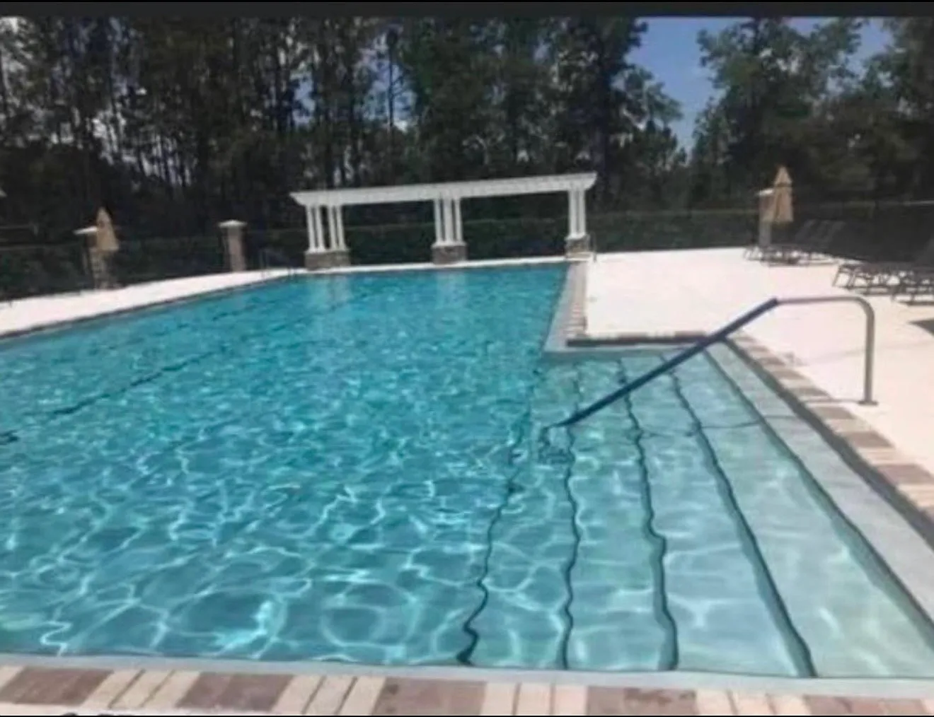 4 bed, 2175 sqft, $1,050 — Photo 1