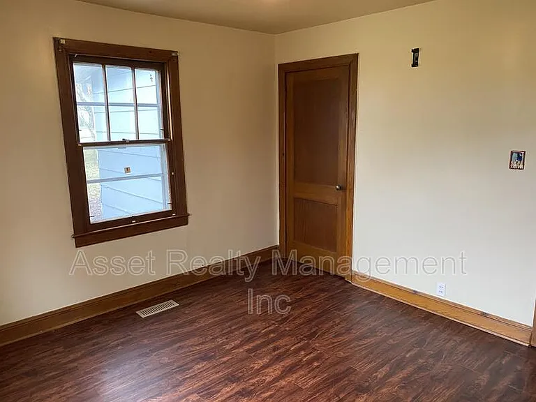 2317 Sun Valley Rd — Photo 14