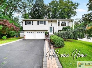 3 Bruce Rd, East Brunswick, NJ 08816