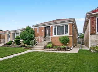 6918 W Foster Ave, Chicago, IL 60656
