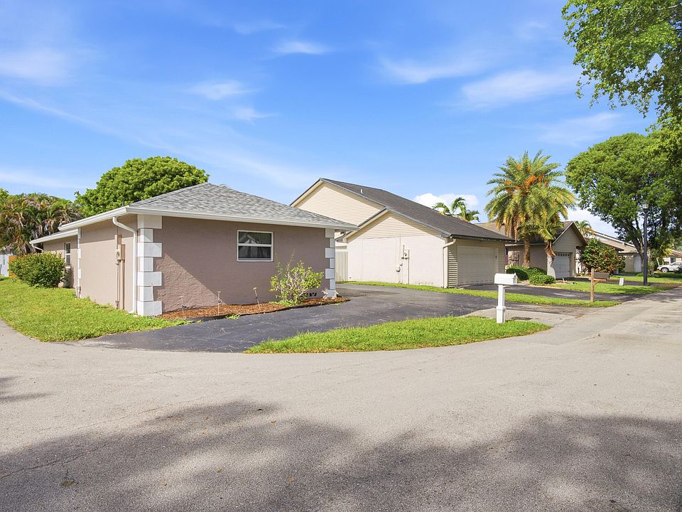 1st image of 8300 SW 41ST Street