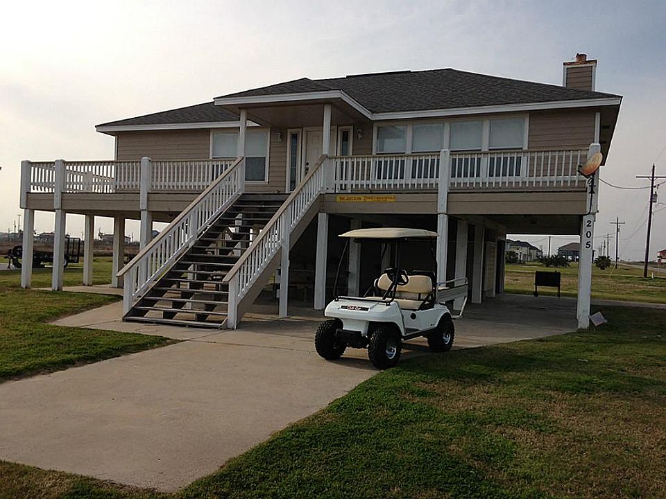1st image of 205 Galveston
