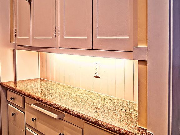 4th image of 505 Alcatraz Ave APT 5