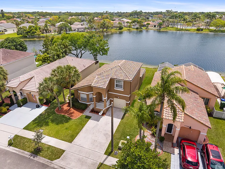 15350 NW 6th Ct — Photo 37