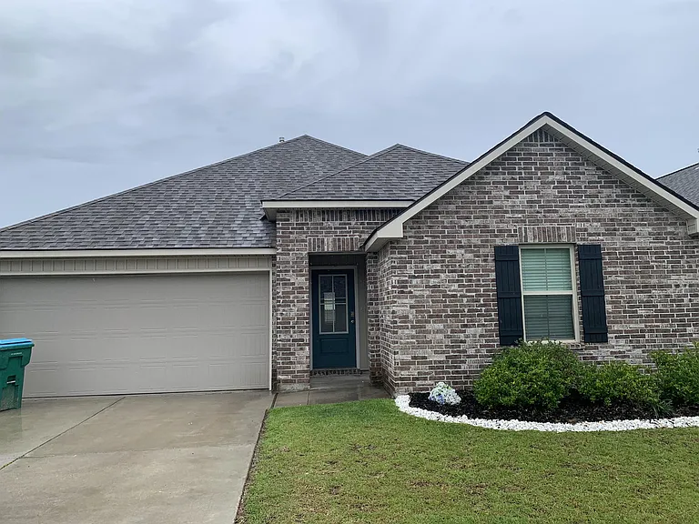 44154 Covington Rdg — Photo 1