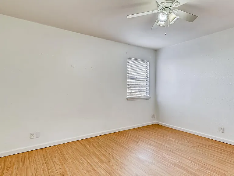 5214 Tahoe Trl #A — Photo 16