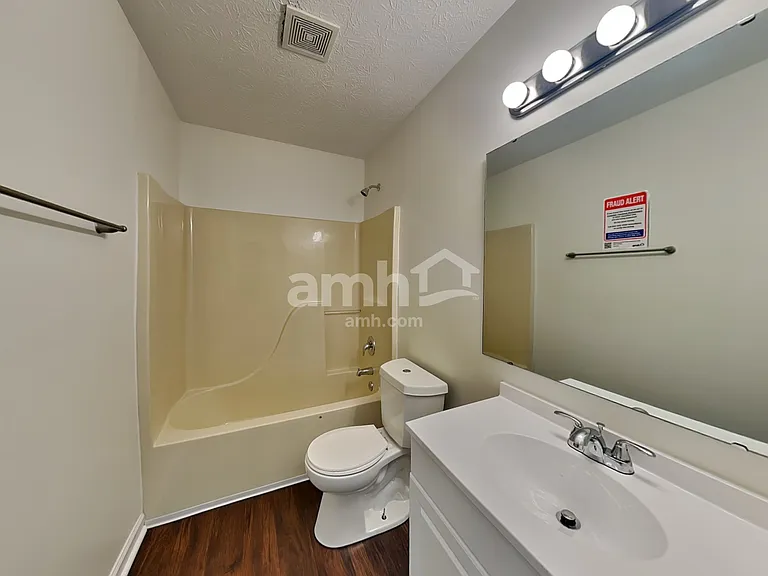 5223 Waterton Lakes Dr — Photo 13