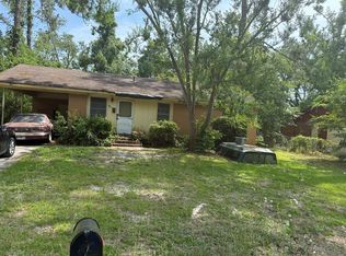 819 E Woodlawn Dr, Valdosta, GA 31601